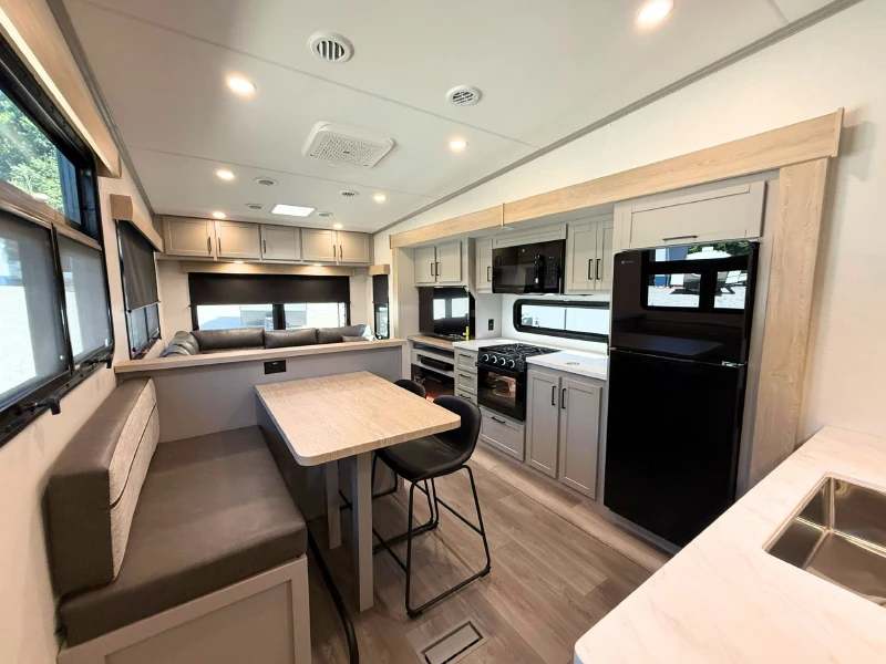 2027 KZ RV Ridgeway R27RS