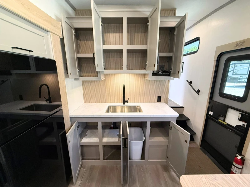 2027 KZ RV Ridgeway R27RS