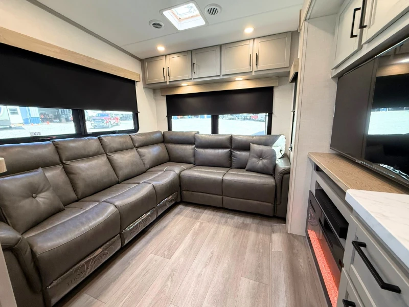 2027 KZ RV Ridgeway R27RS