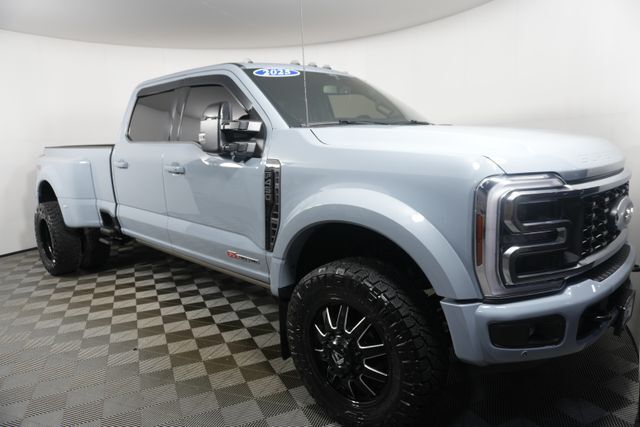2025 FORD F450 in Kansas City, MO