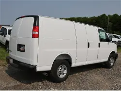 2025 CHEVROLET Express 2500