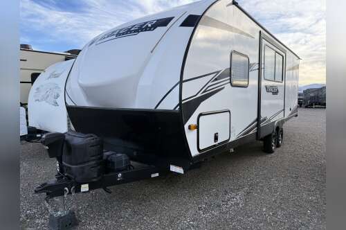2021 Forest River TRACER 24DBS in belgrade MT