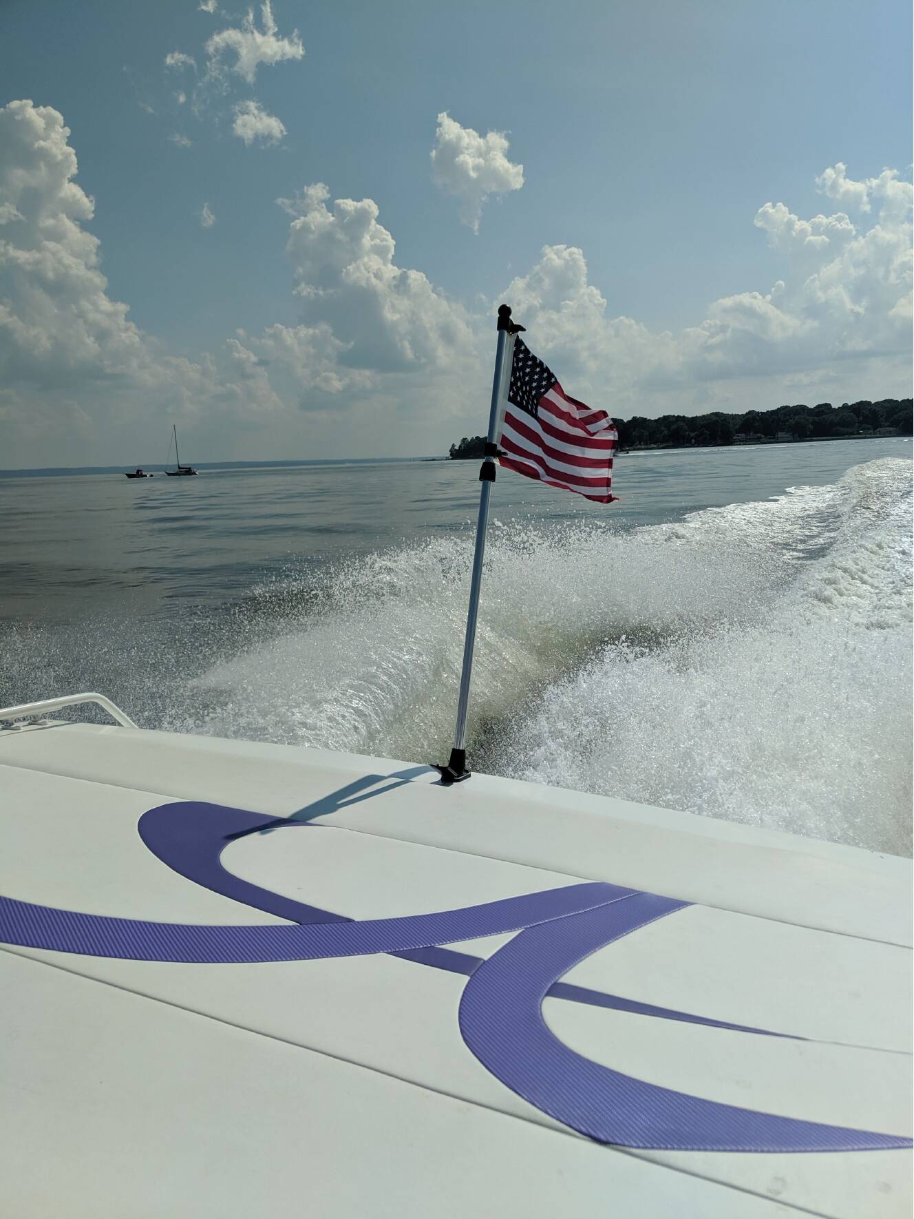 A photo of this 1999 Velocity 320