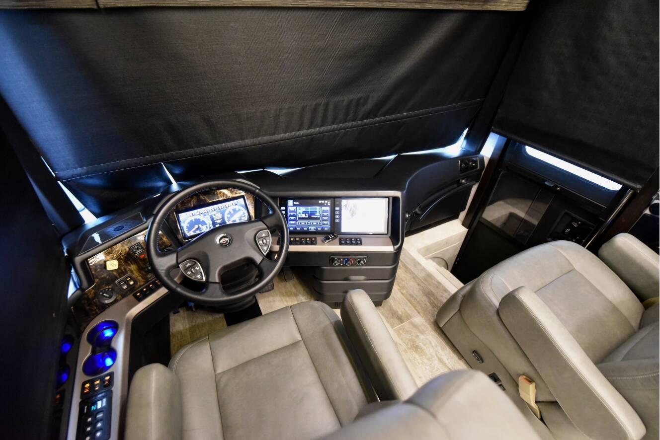 A photo of this 2020 Newmar MOUNTAIN AIRE 4543