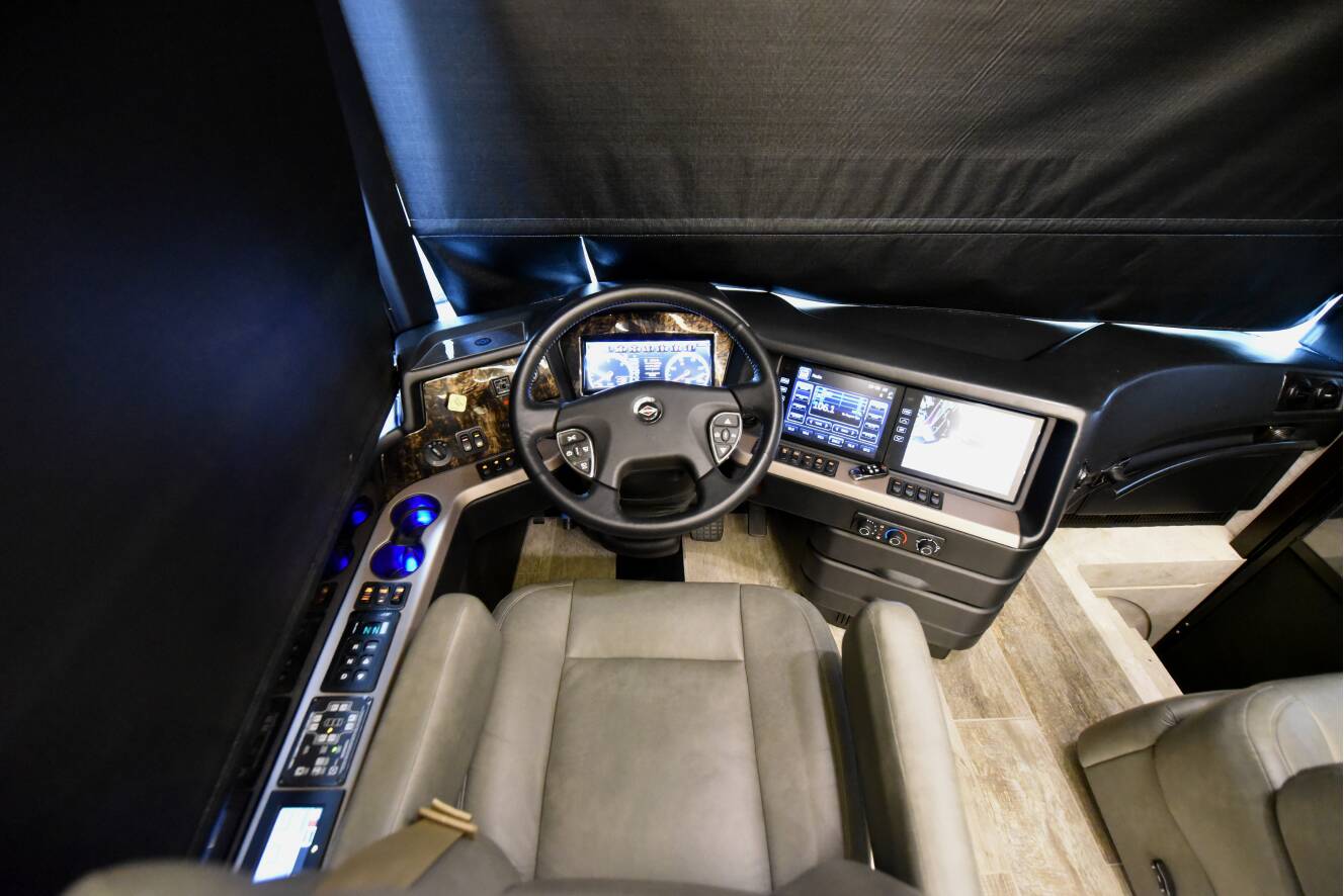 A photo of this 2020 Newmar MOUNTAIN AIRE 4543