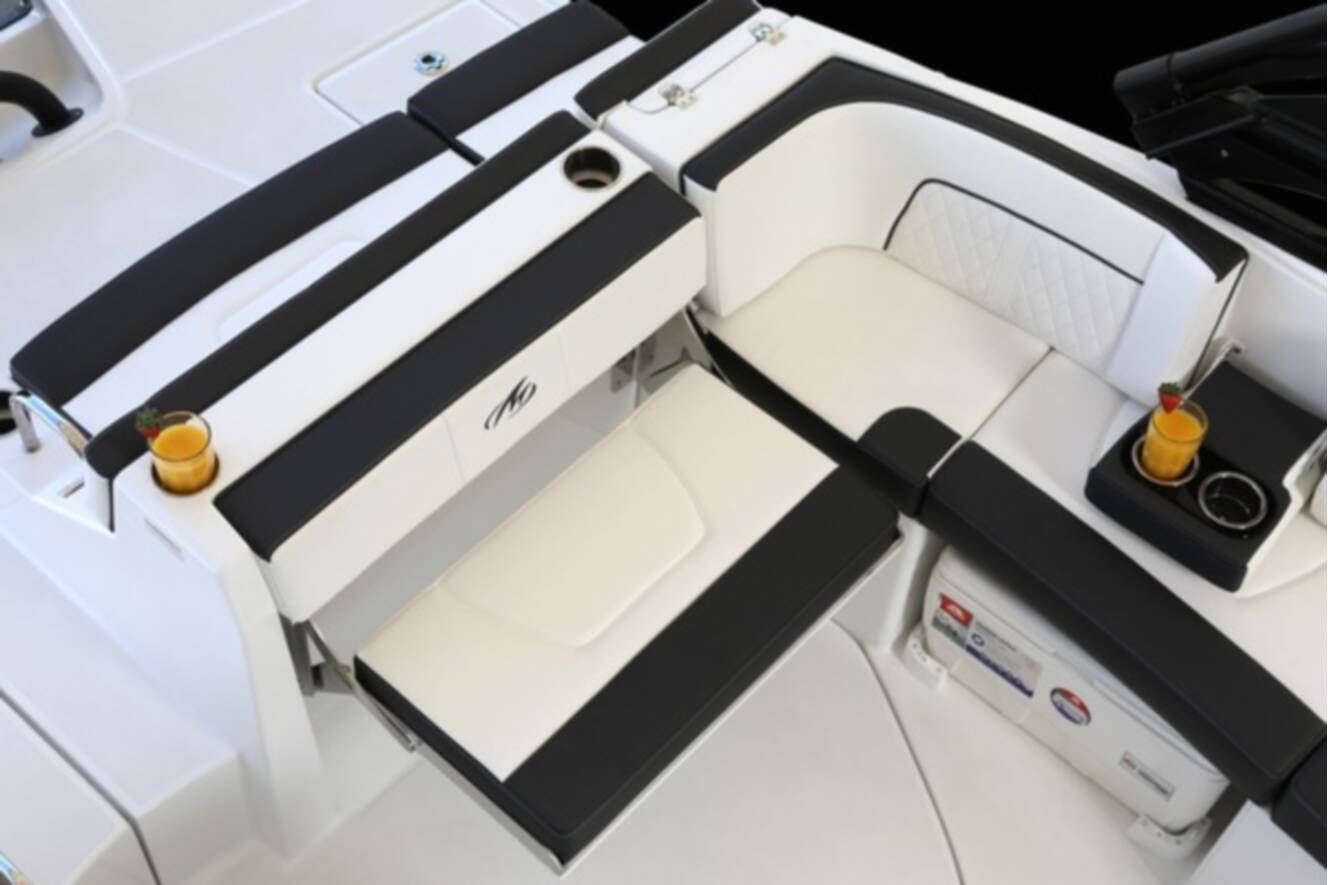 A photo of this 2026 Monterey M Series (Outboard) M-65