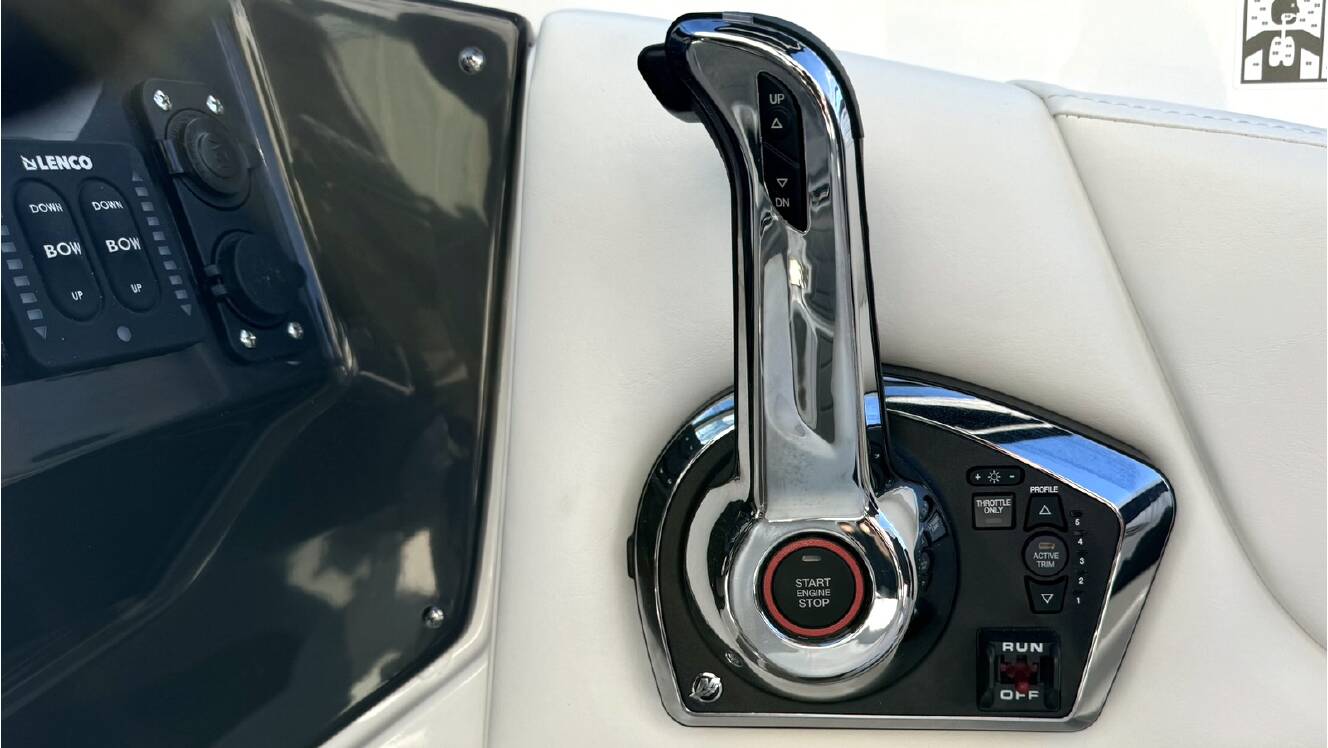 A photo of this 2026 Monterey M6 SERIES