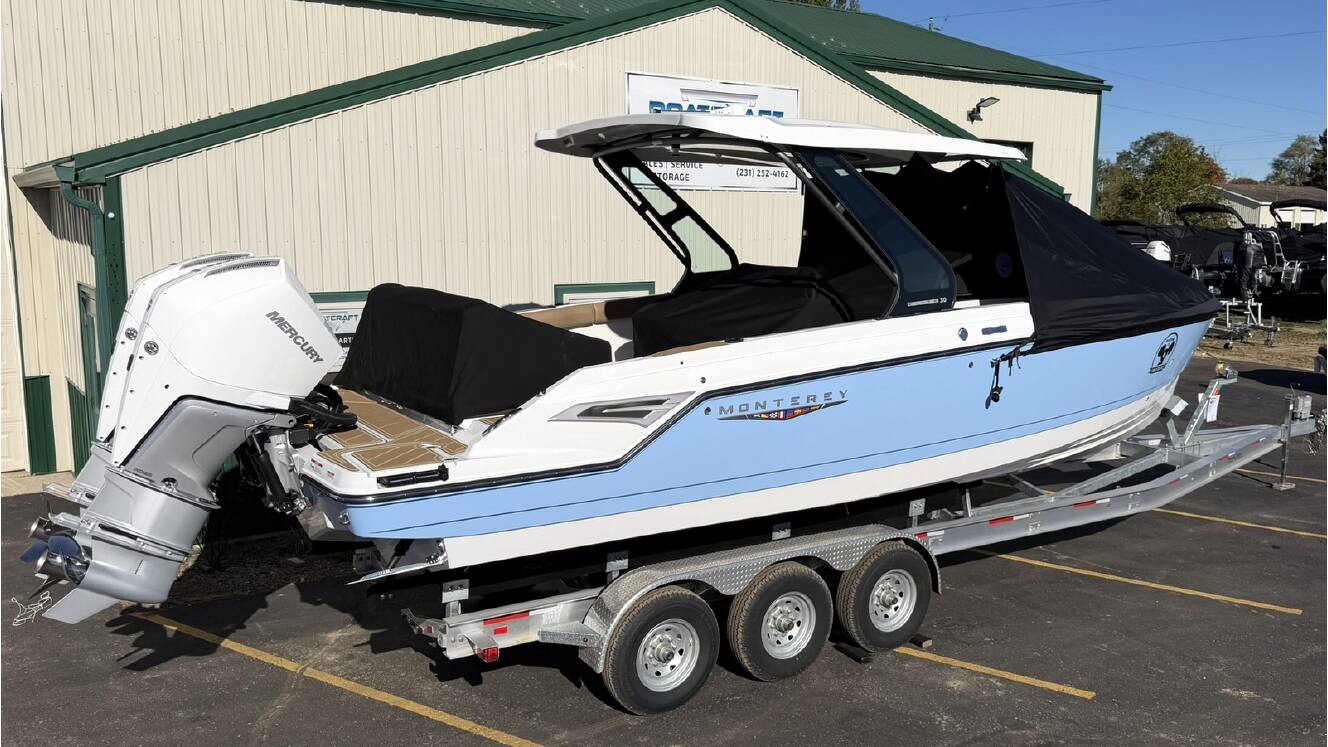 A photo of this 2026 Monterey ELITE 30 OB BOWRIDER