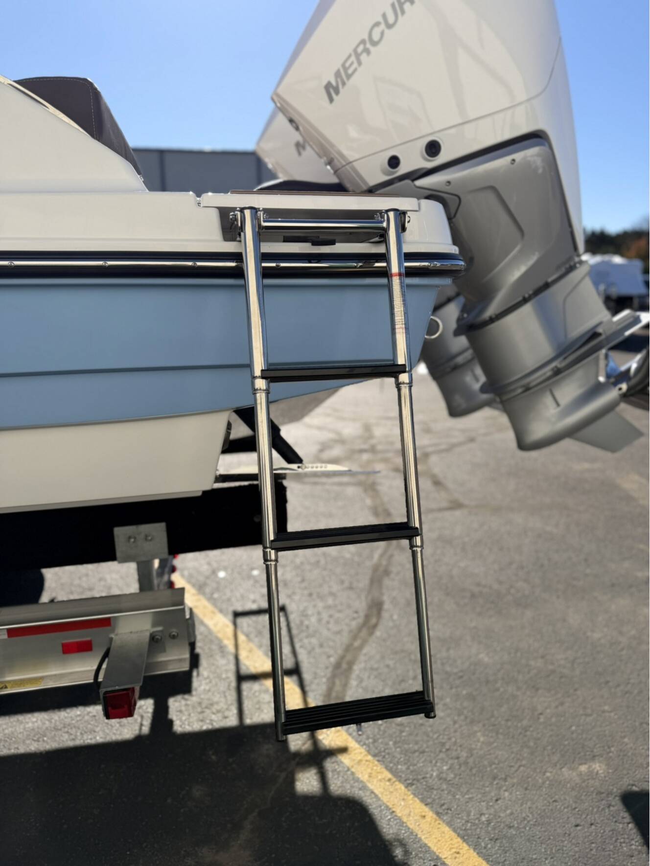 A photo of this 2026 Monterey ELITE 30 OB BOWRIDER