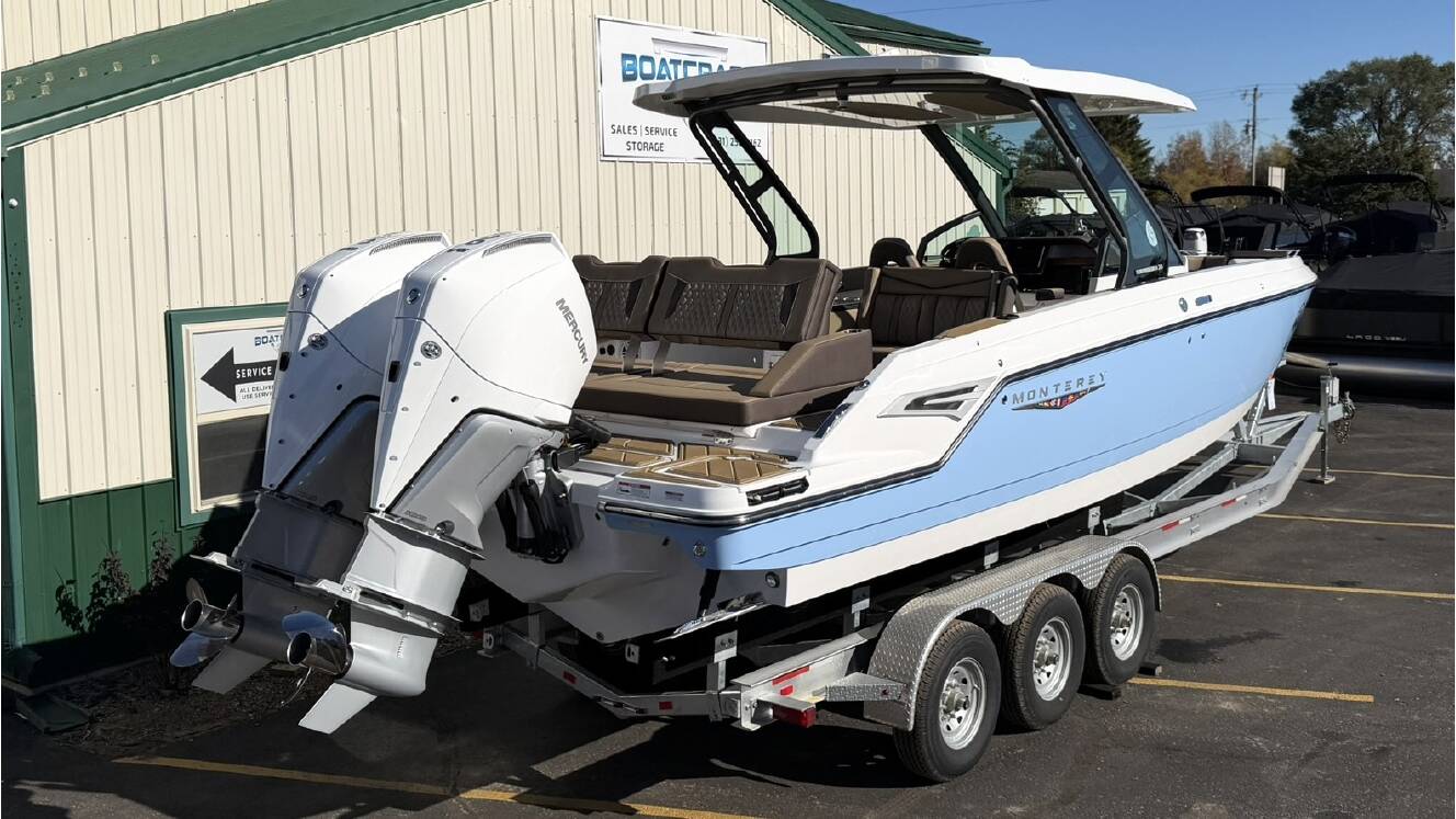 A photo of this 2026 Monterey ELITE 30 OB BOWRIDER
