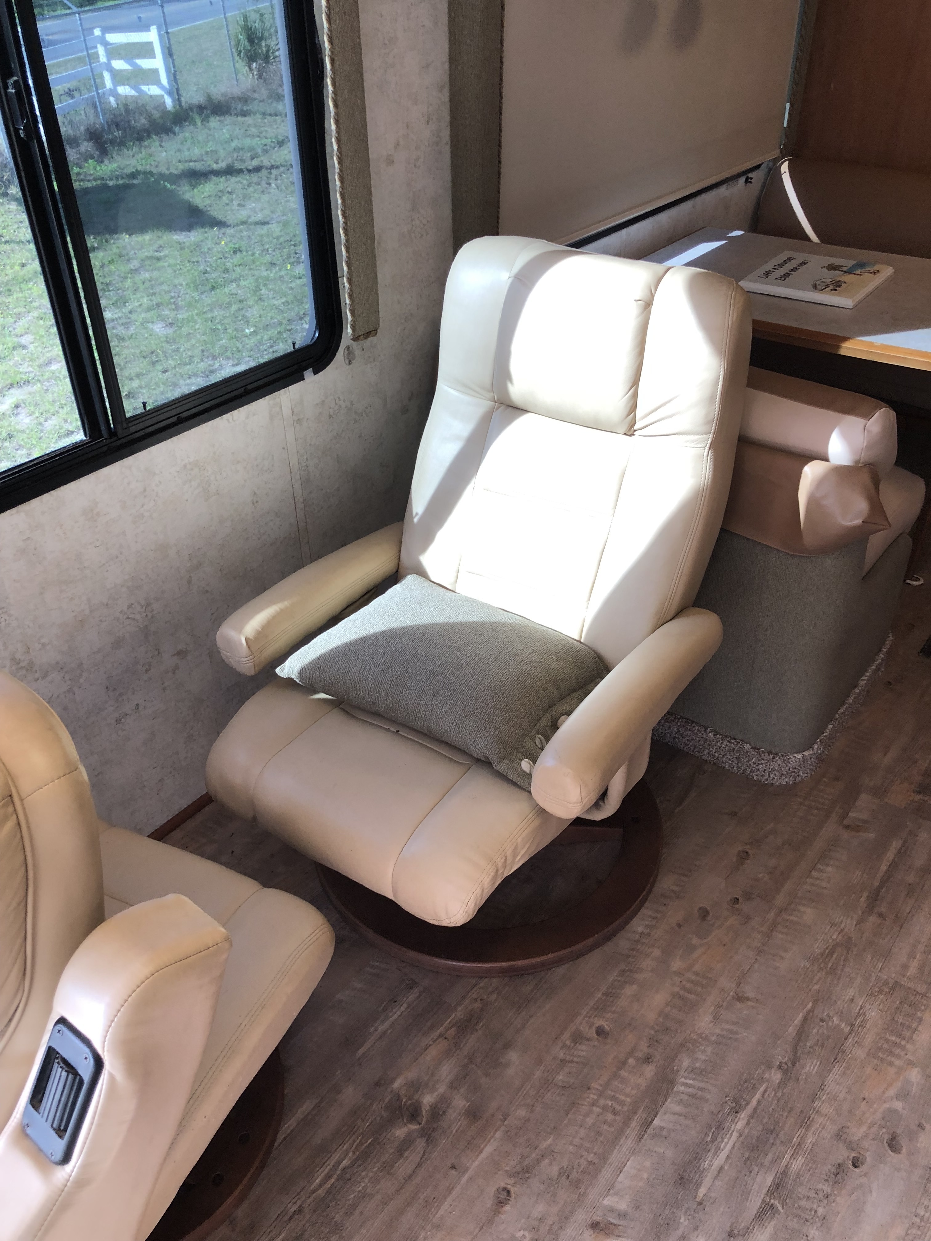 2005 Itasca MERIDIAN 34H in clermont FL