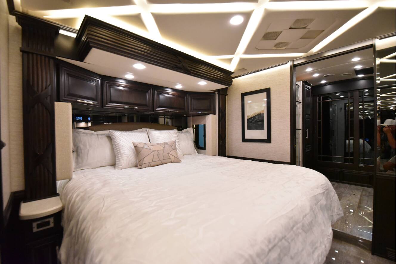 A photo of this 2020 Newmar MOUNTAIN AIRE 4543