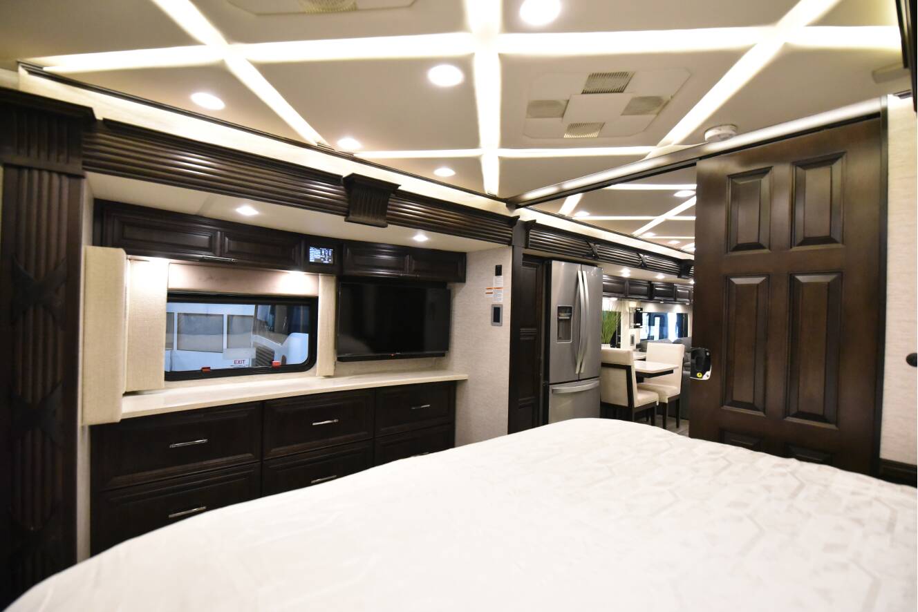 A photo of this 2020 Newmar MOUNTAIN AIRE 4543