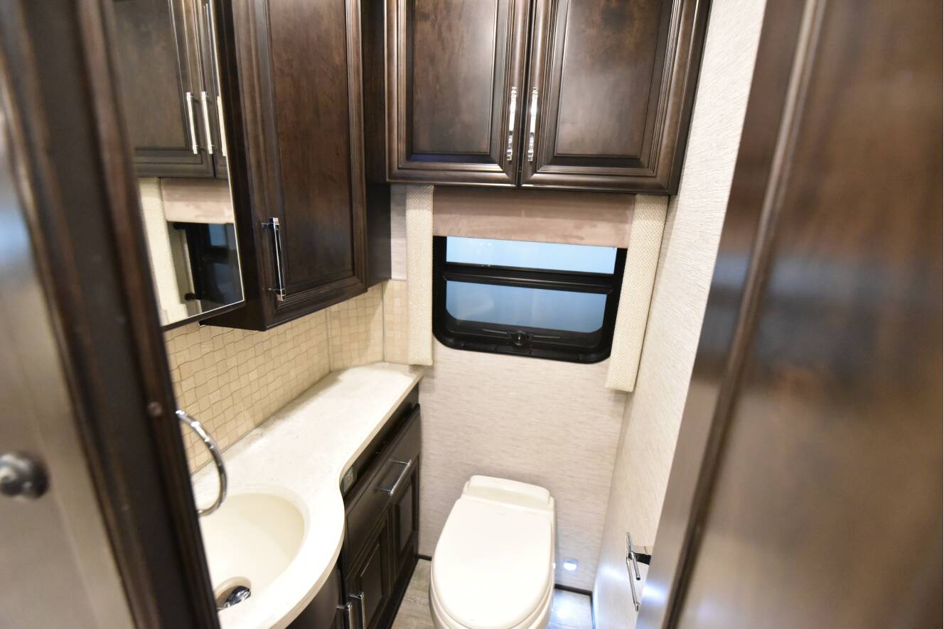 A photo of this 2020 Newmar MOUNTAIN AIRE 4543
