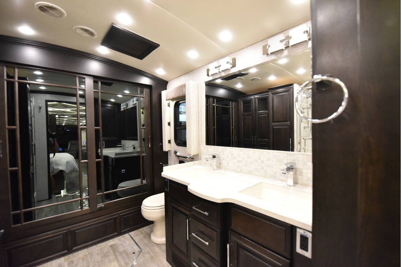 A photo of this 2020 Newmar MOUNTAIN AIRE 4543