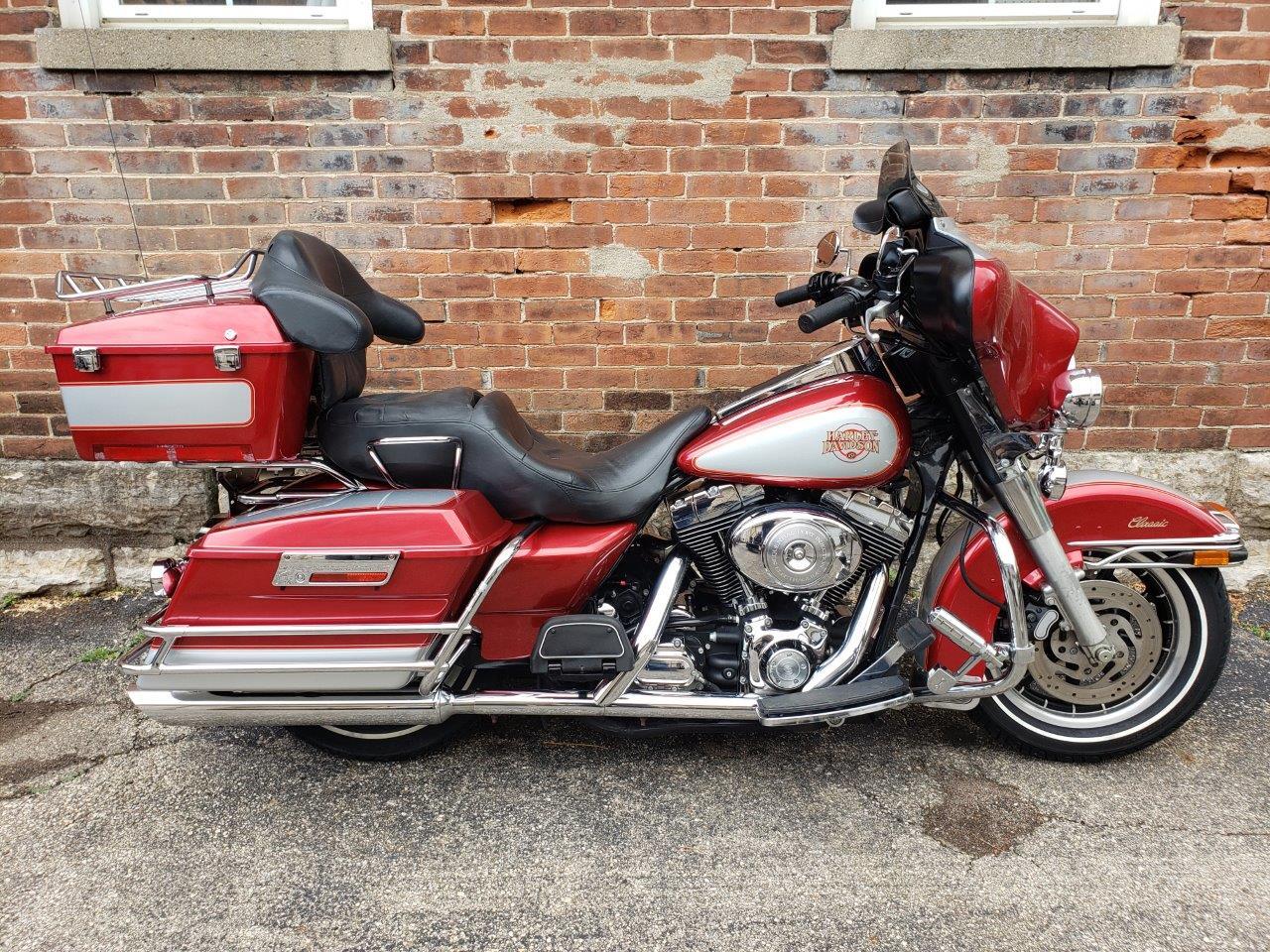 2004 Harley-Davidson ELECTRA GLIDE CLASSIC CLASSIC in Xenia, OH