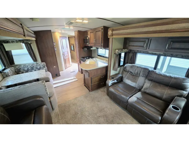 2017 Keystone Outback 298RE