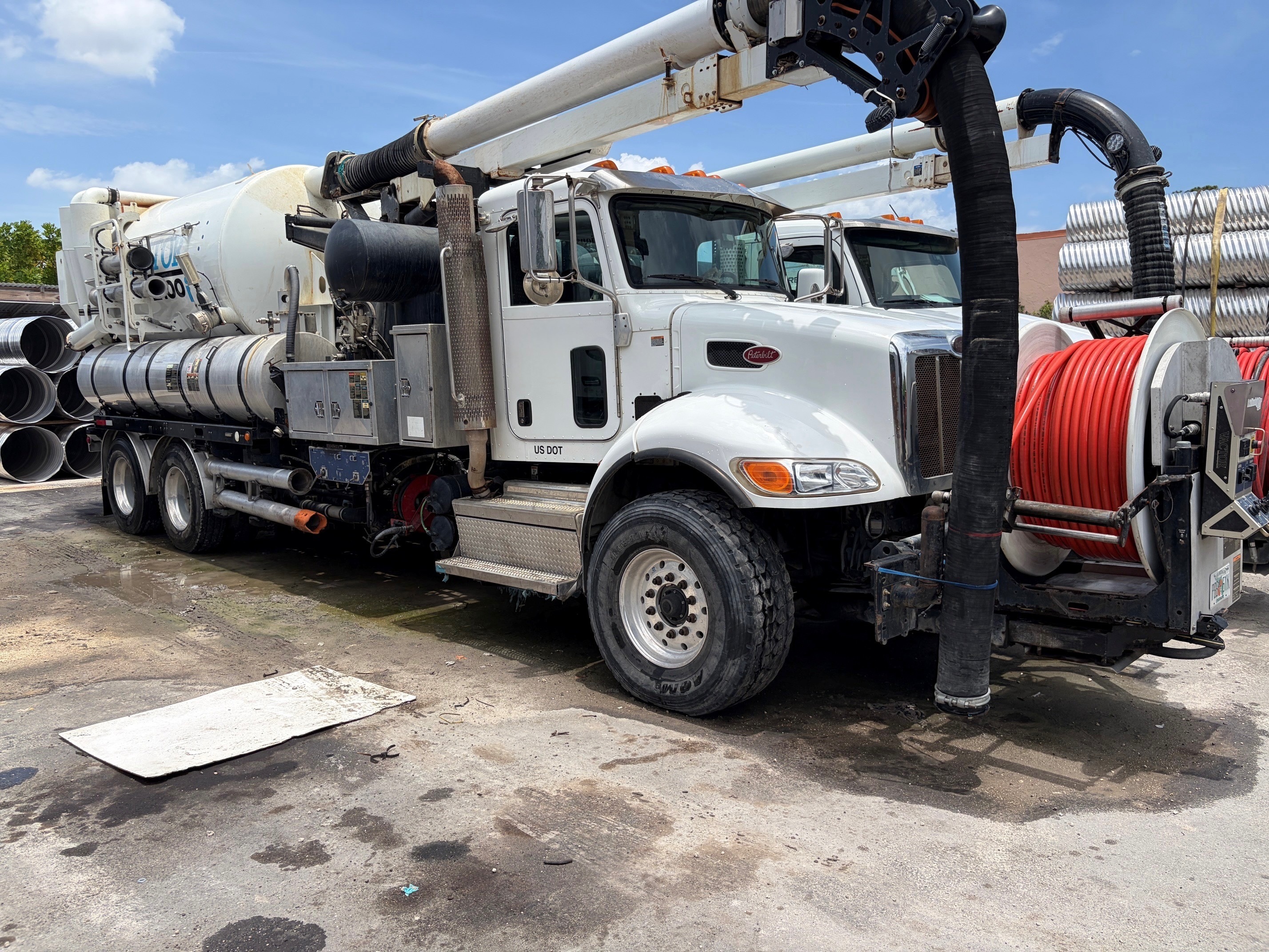 2019 PETERBILT 348 in Crestwood, IL