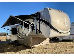 2016 DRV MOBILE SUITES 38RSSA
