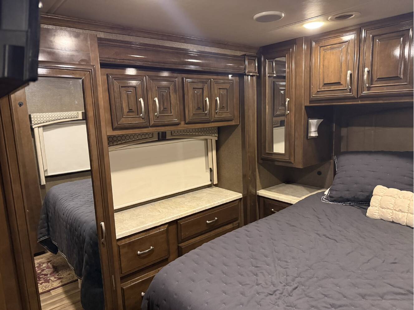 A photo of this 2018 Thor Motor Coach PALAZZO 33 2