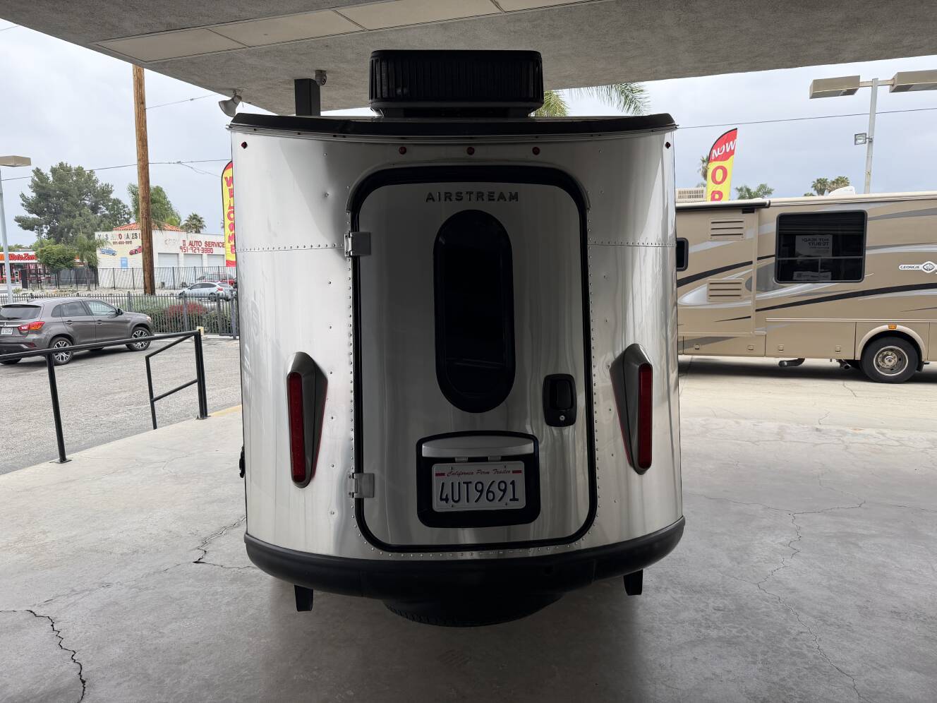 A photo of this 2017 Airstream BASECAMP