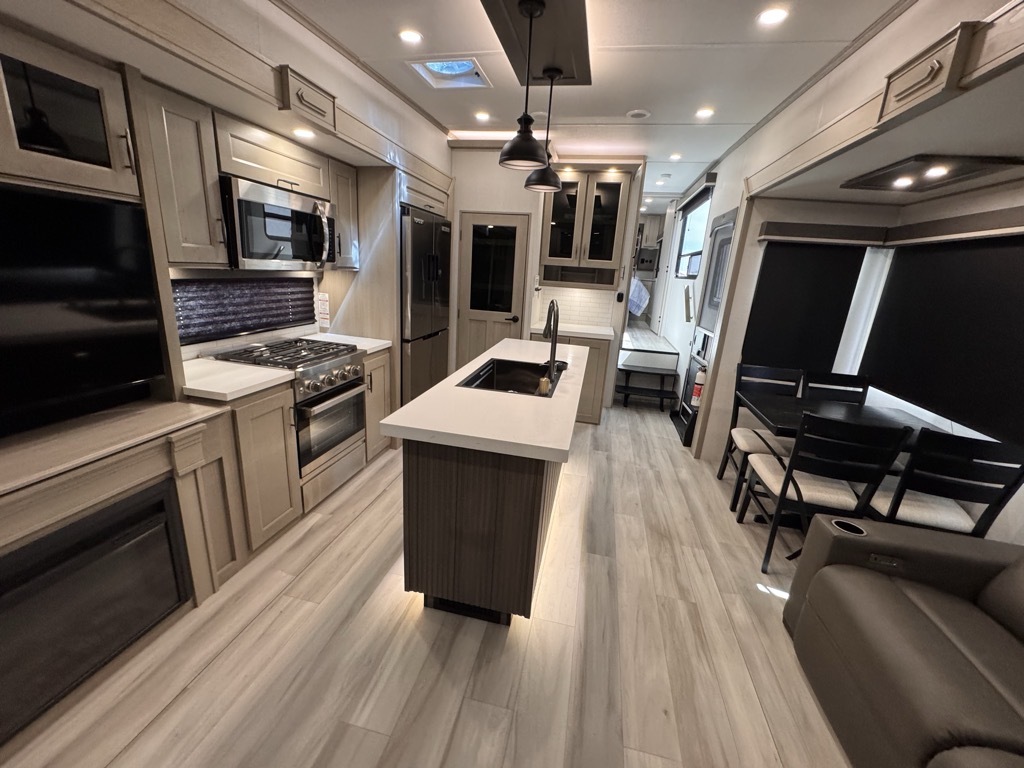 2025 Grand Design INFLUENCE 2903RL in lake havasu city AZ