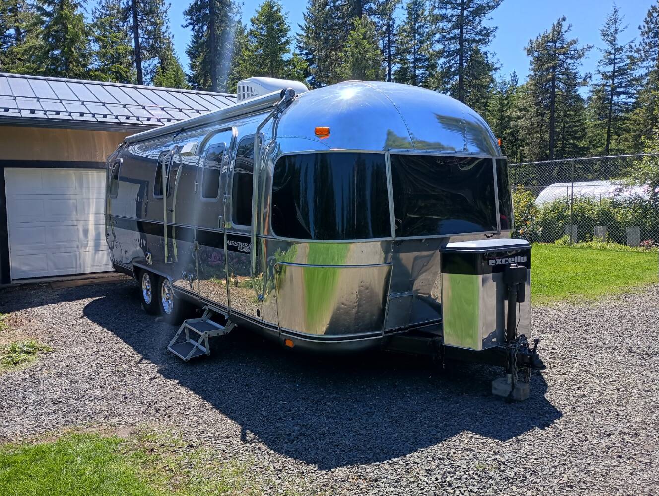 A photo of this 1992 Airstream EXCELLA 25