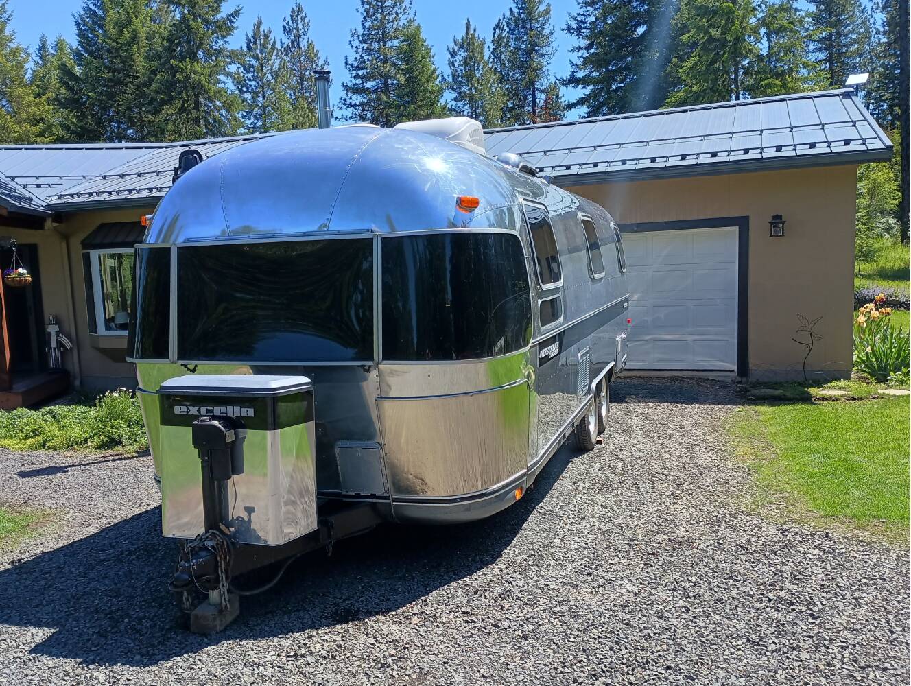 A photo of this 1992 Airstream EXCELLA 25