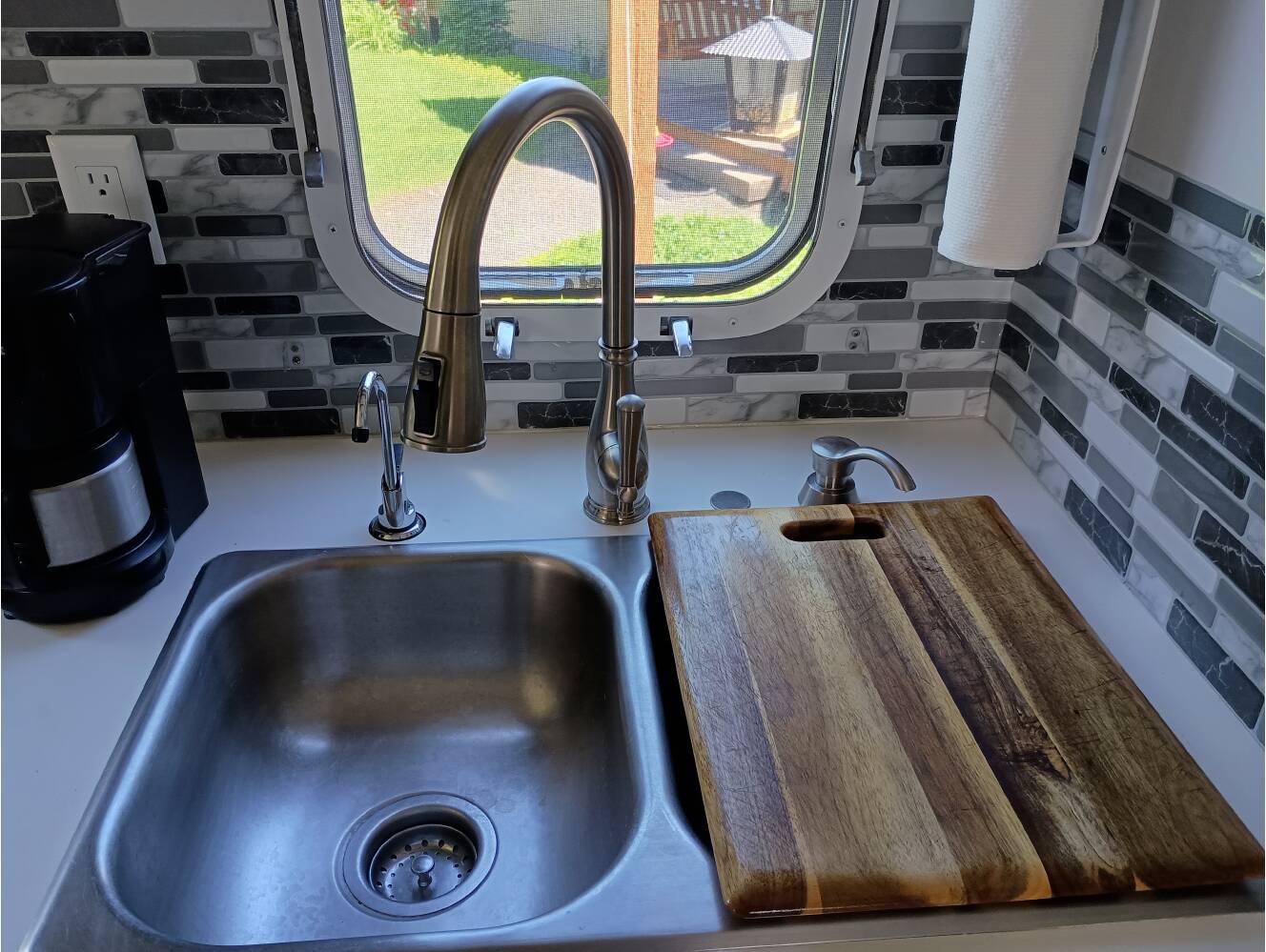 A photo of this 1992 Airstream EXCELLA 25