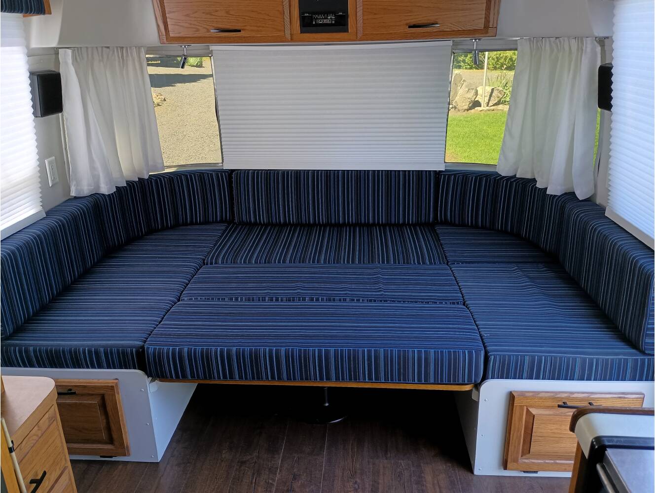 A photo of this 1992 Airstream EXCELLA 25