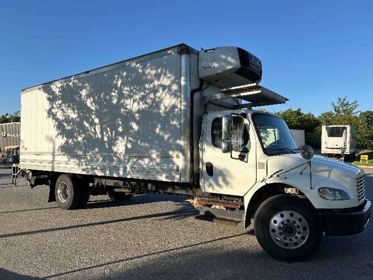 2020 FREIGHTLINER BUSINESS CLASS M2 106 in Fitchburg, MA