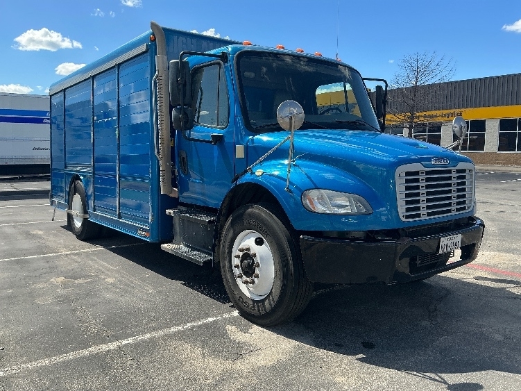 2020 FREIGHTLINER BUSINESS CLASS M2 106 in Harahan, LA