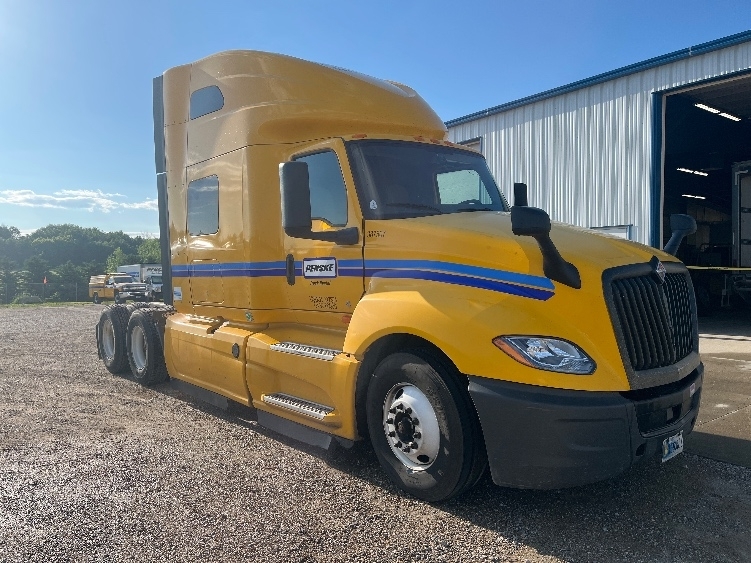 2022 INTERNATIONAL LT625 in Tacoma, WA