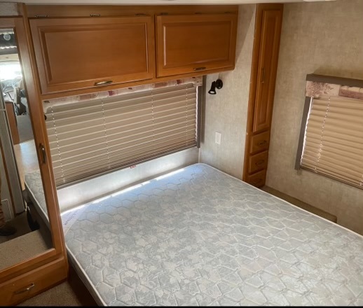 2006 Fleetwood TIOGA 29V in denver CO