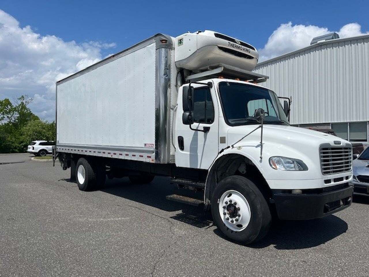 2019 FREIGHTLINER BUSINESS CLASS M2 106 in Swedesboro, NJ