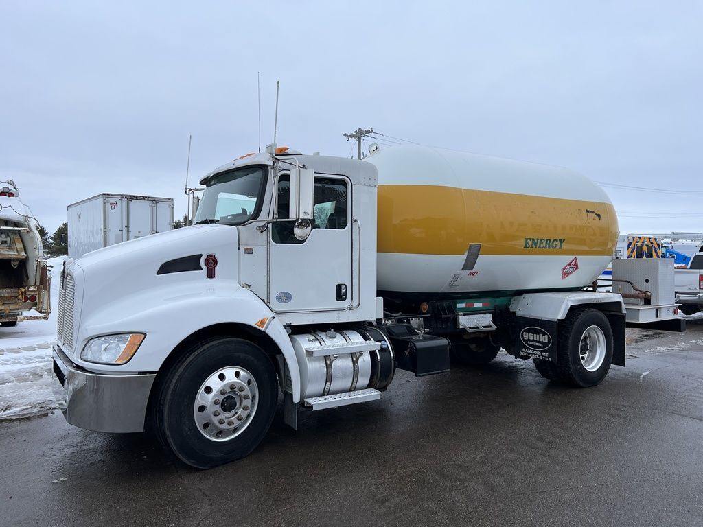 2017 KENWORTH T370 in Rice, MN