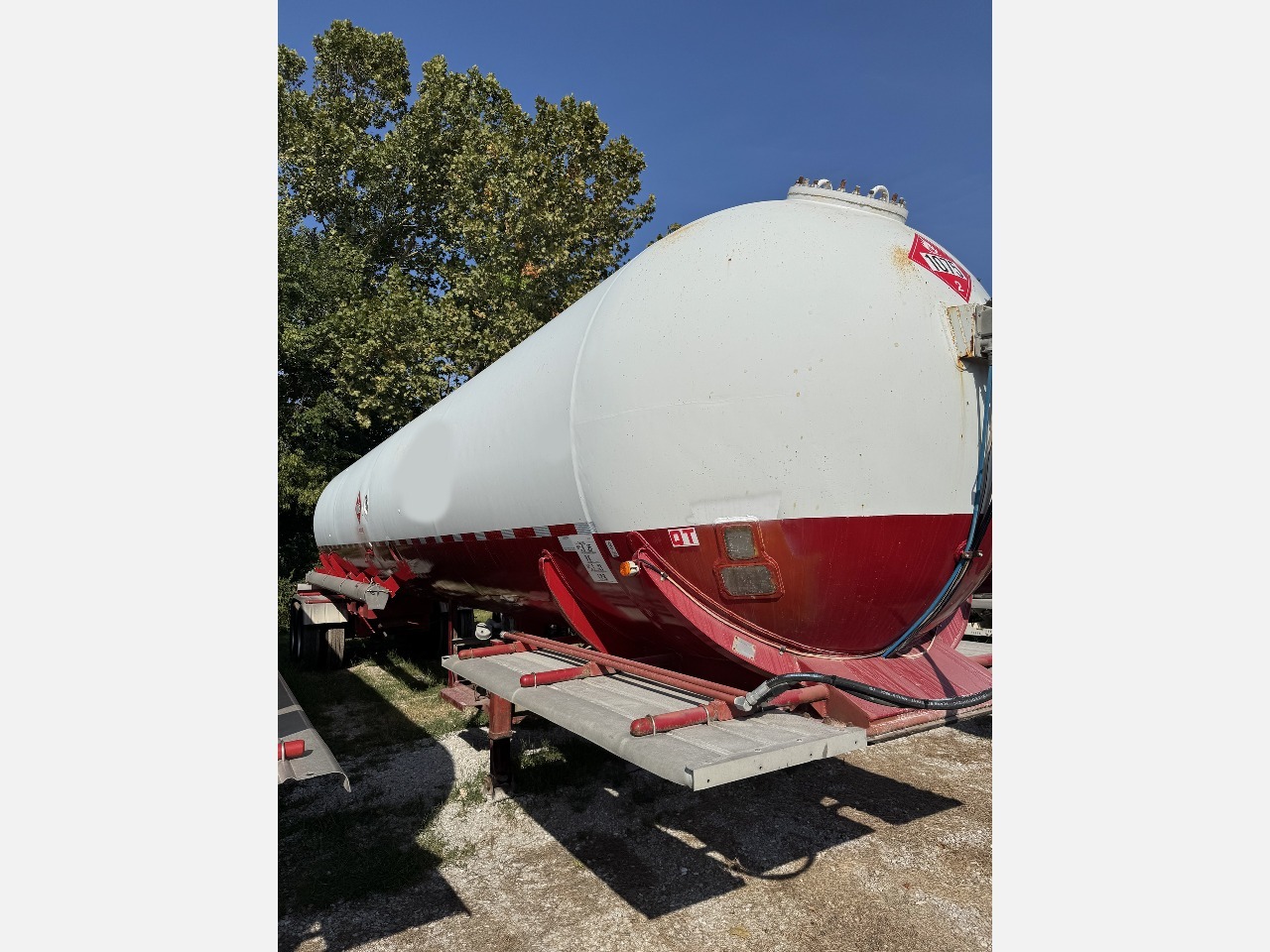 1965 LUBBOCK 10,500 Gallon 265 PSI in Chesterfield, MO