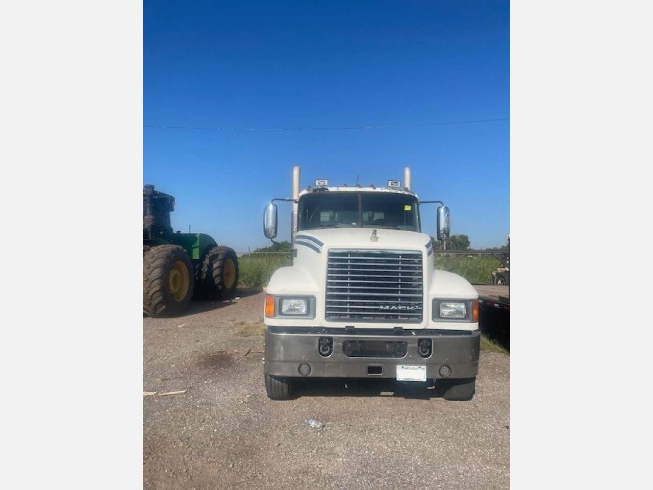 2011 MACK CH613 in Arcadia, OK
