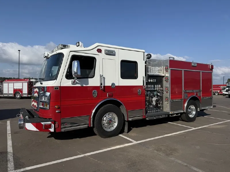 2015 ROSENBAUER COMMANDER PUMPER