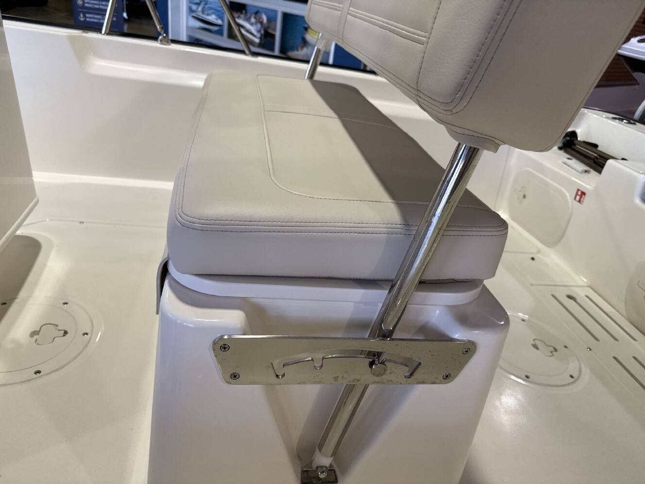 A photo of this 2026 Boston Whaler 170 Montauk