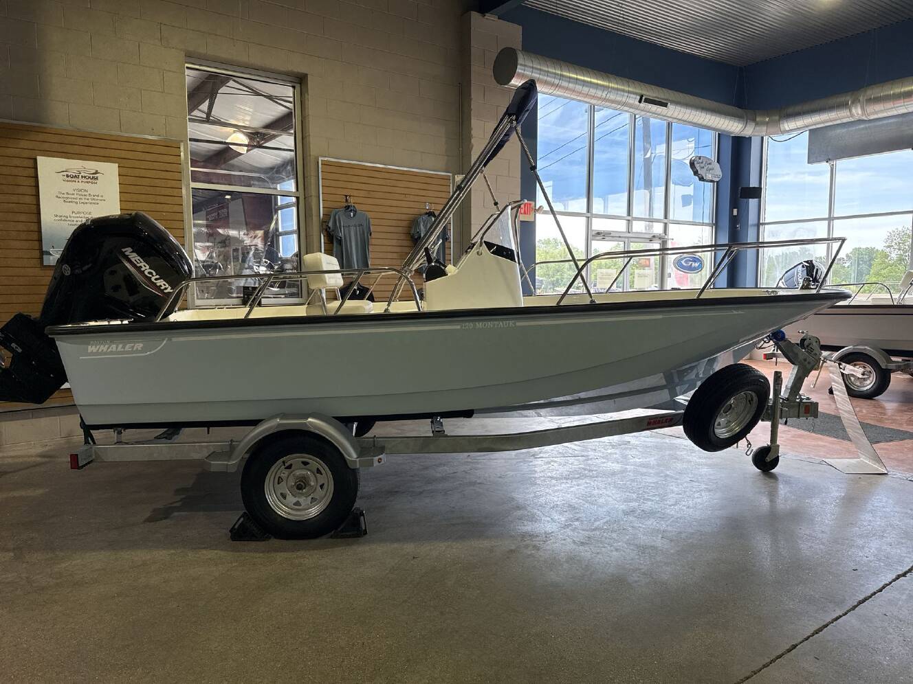 A photo of this 2026 Boston Whaler 170 Montauk