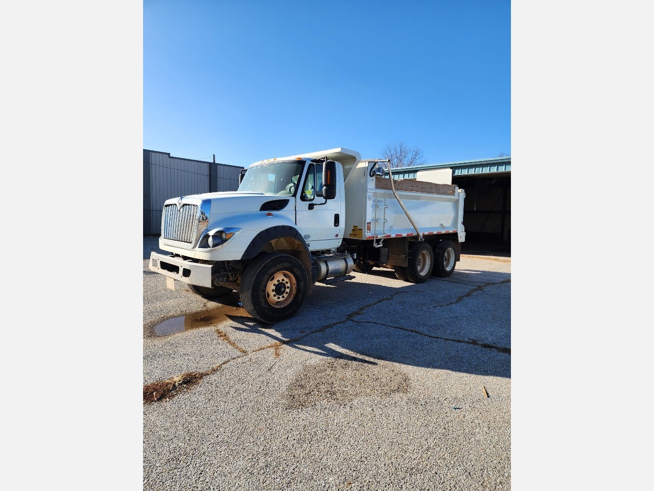 2015 INTERNATIONAL 7600 in Springfield, MO