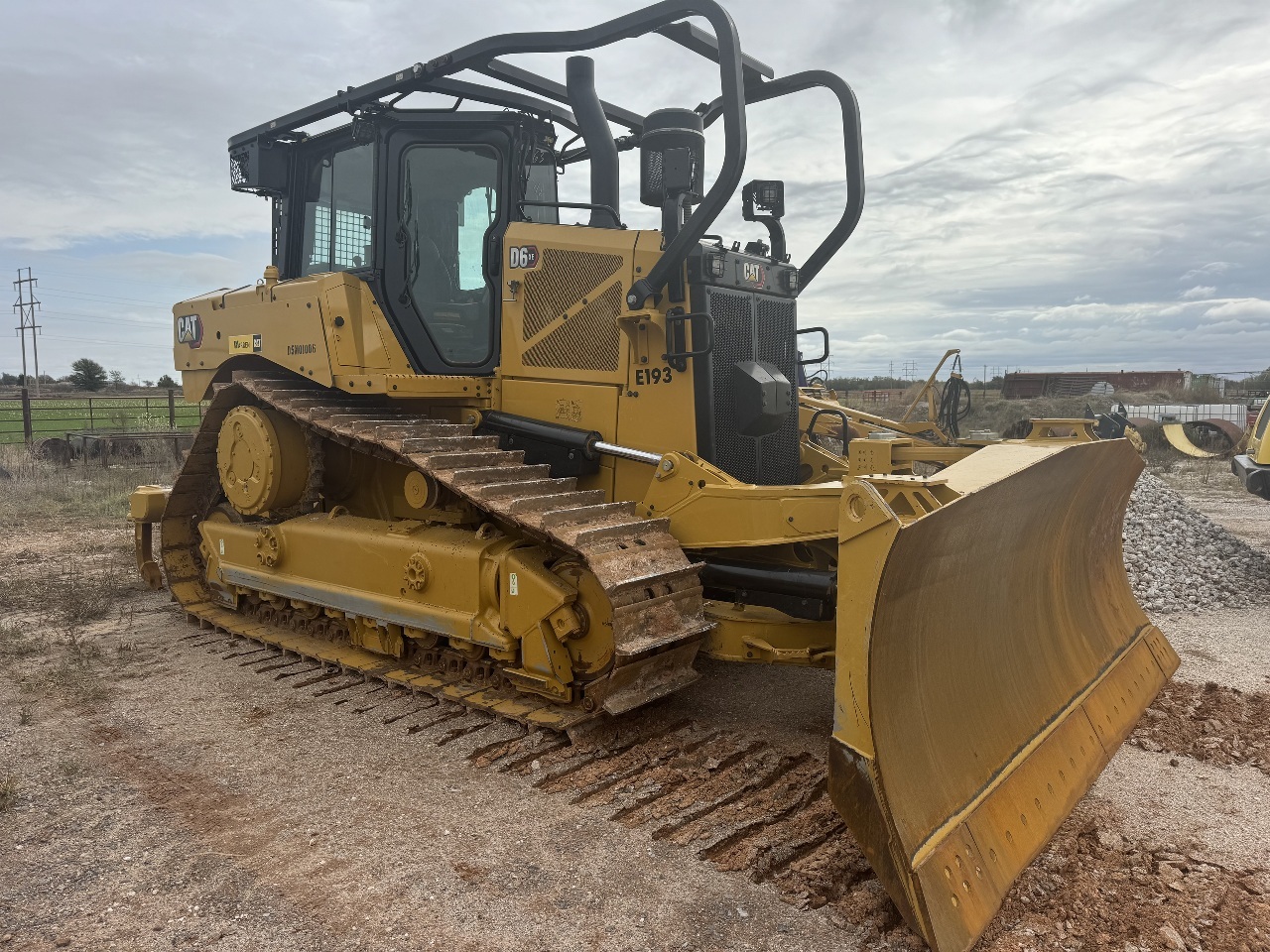 2022 CAT D6EX in Oklahoma City, OK