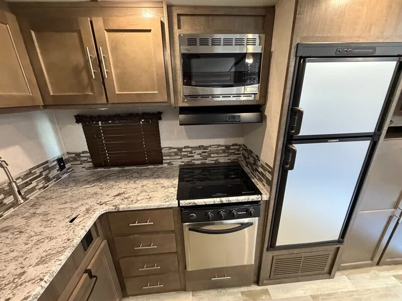 2018 Forest River 287BHSS Surveyor