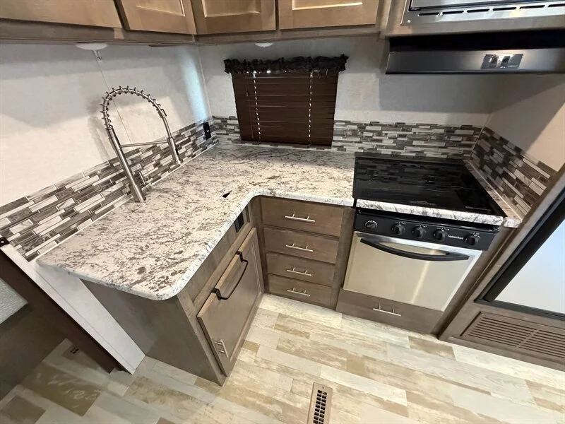 2018 Forest River 287BHSS Surveyor