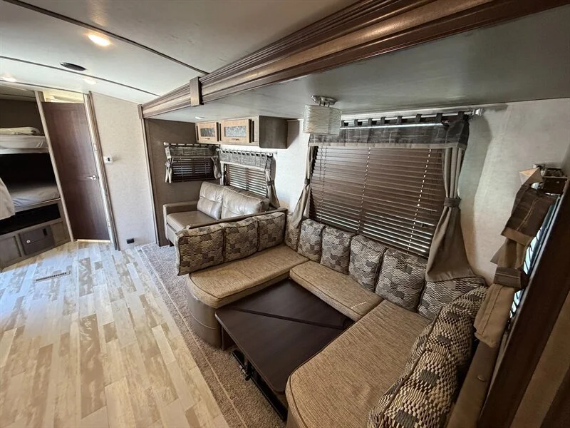 2018 Forest River 287BHSS Surveyor