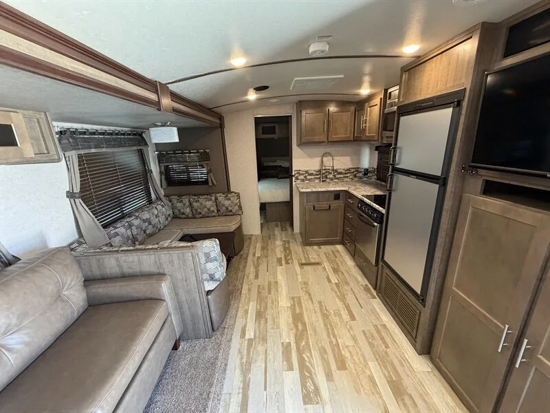 2018 Forest River 287BHSS Surveyor