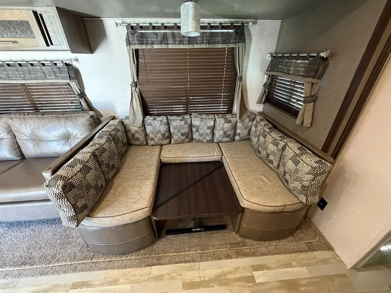 2018 Forest River 287BHSS Surveyor