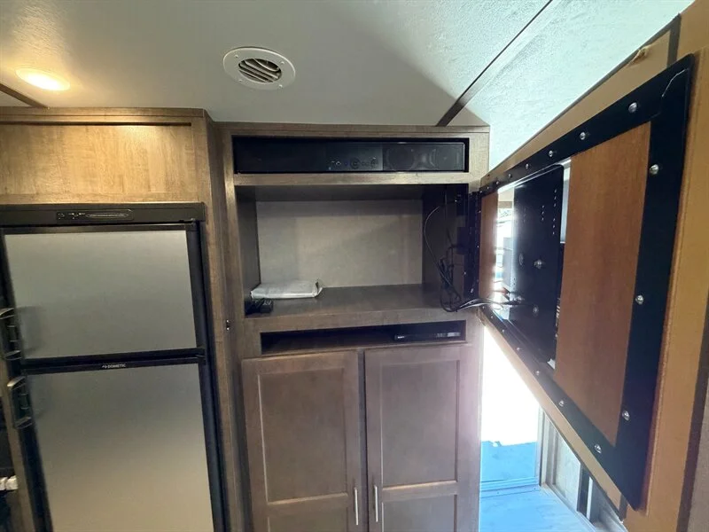 2018 Forest River 287BHSS Surveyor