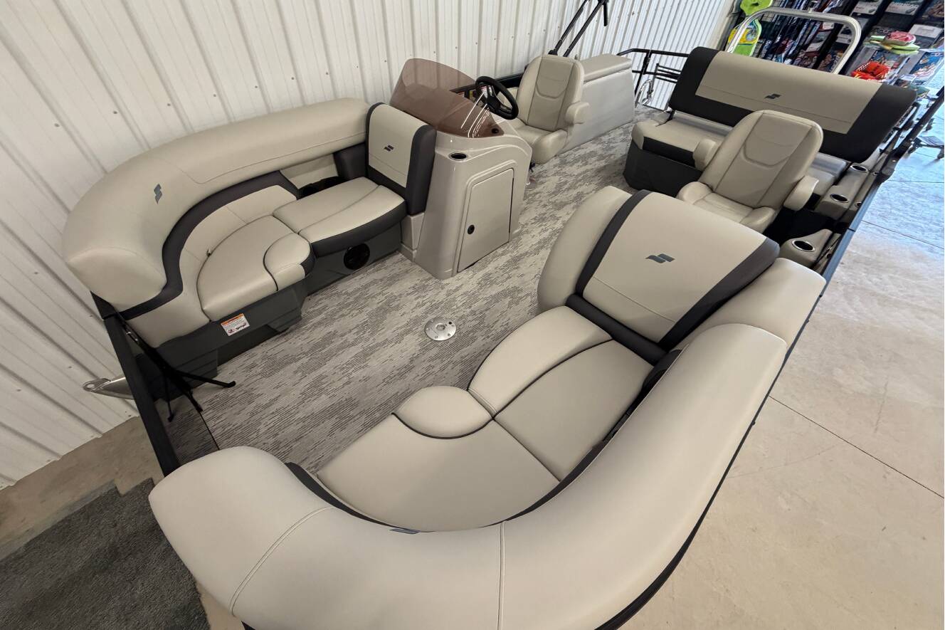 A photo of this 2026 Starcraft EX 20 Q DH